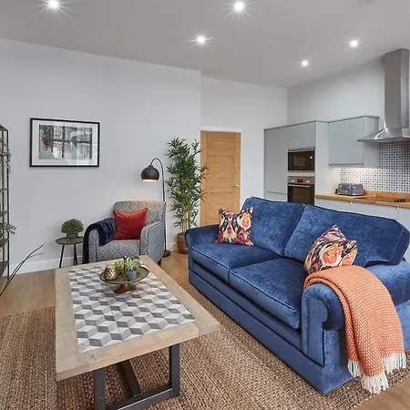 Lägenhet Host & - View